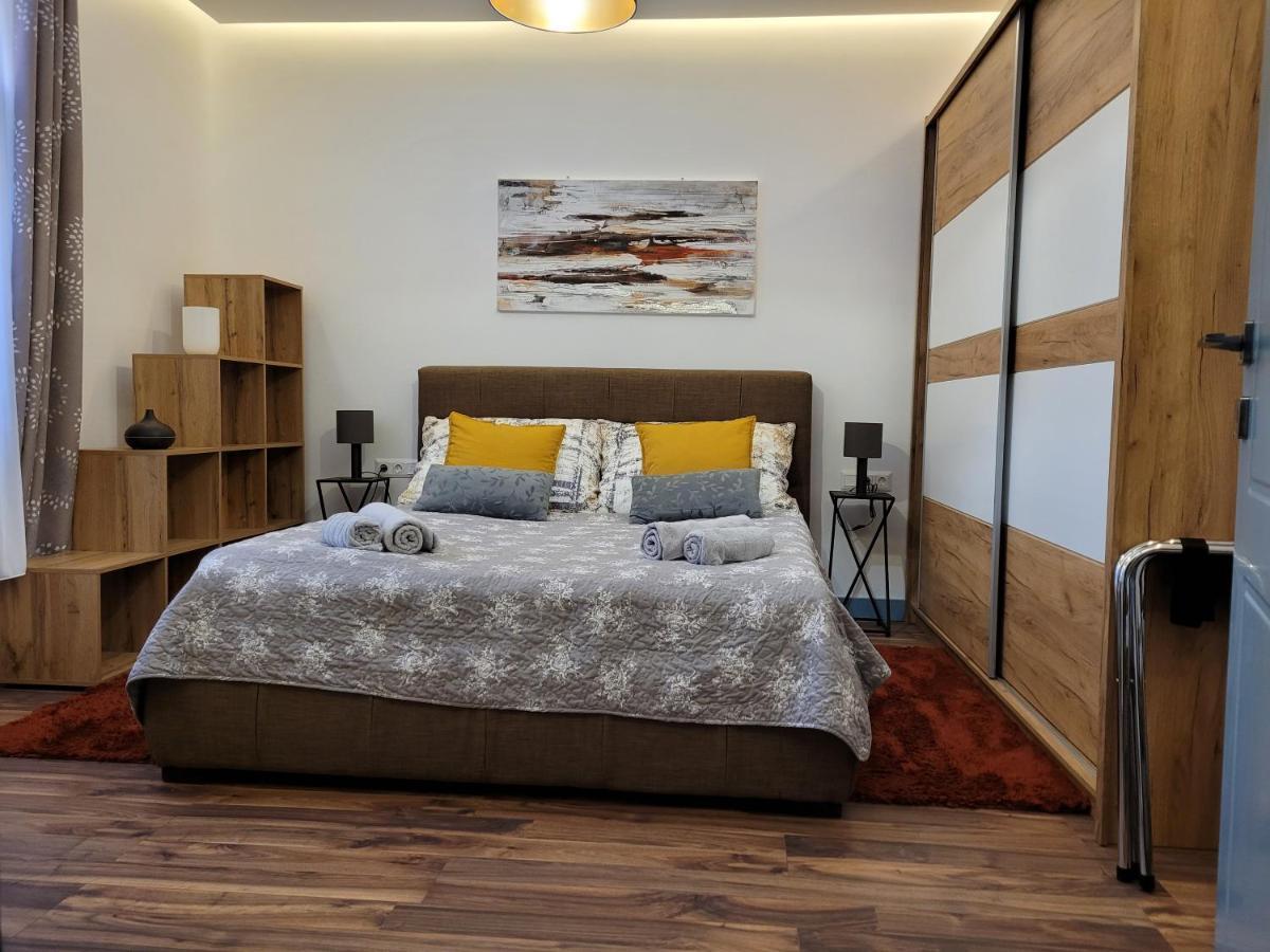 Jegmadar Apartman Debrecen Exteriör bild